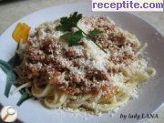 снимка 2 към рецепта Спагети в доматен сос с кайма