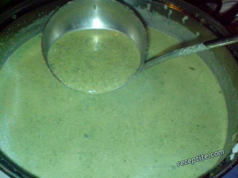 Снимки към Крем-супа от коприва със сметана