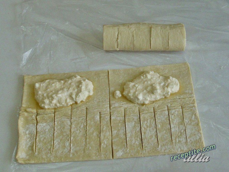 Снимки към Бутерки със сирене
