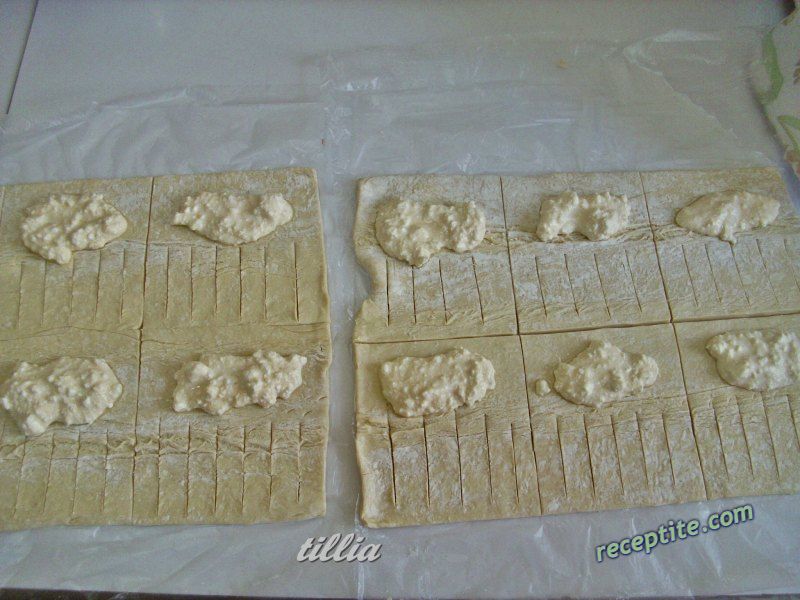 Снимки към Бутерки със сирене