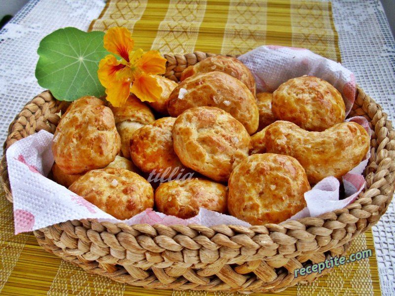 Снимки към Соленки със заквасена сметана