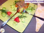 снимка 1 към рецепта Топла салата с тиквички и риба тон