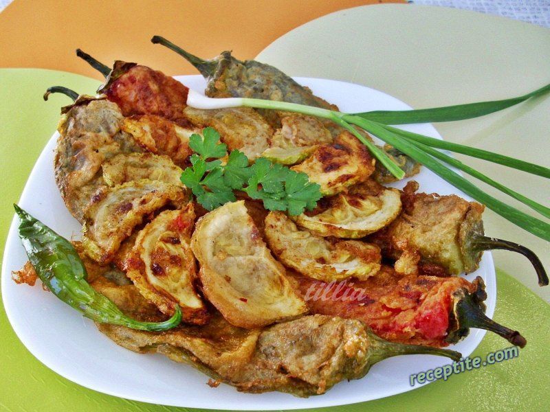 Снимки към Панирани чушки с доматен сос