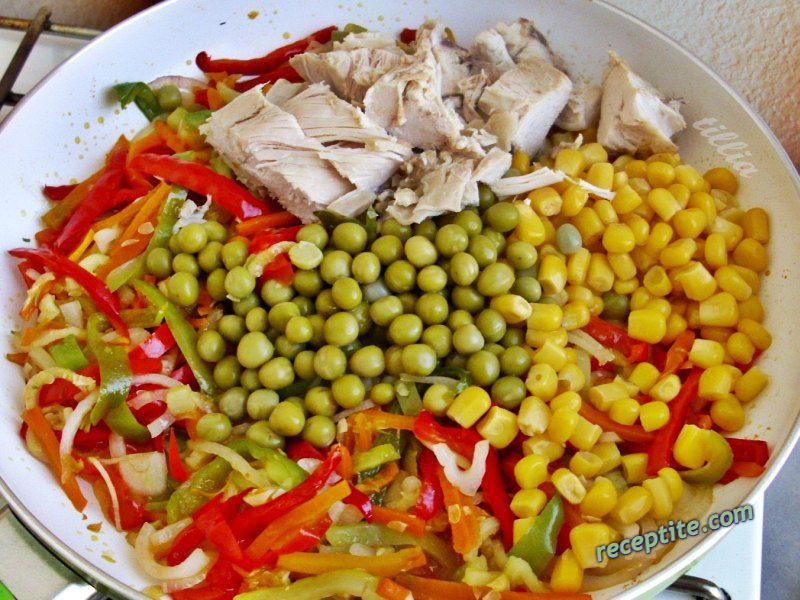 Снимки към Пилешки гърди със зеленчуци