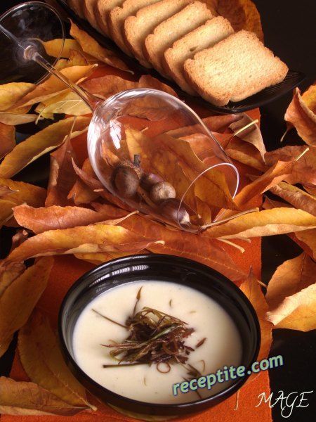 Снимки към Крем-супа от праз, карфиол и грис