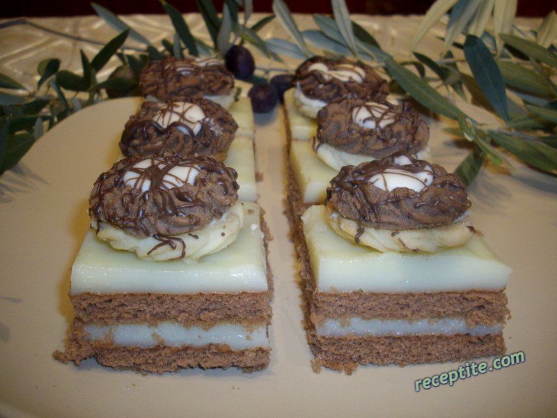 Снимки към Петифури