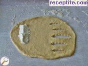 снимка 1 към рецепта Кифли със заквасена сметана