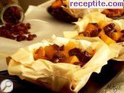 снимка 3 към рецепта Кошнички с тиква и сушени плодове