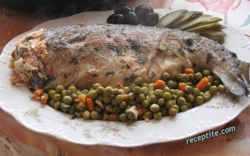 Снимки към Пъстърва със зеленчуци