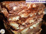 снимка 3 към рецепта Бисквитена торта с карамелизирани плодове