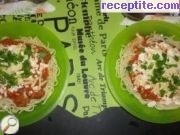 Спагети със зеленчуков сос и мини кюфтенца
