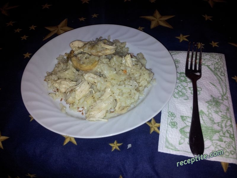 Снимки към Пилешко с бял ориз