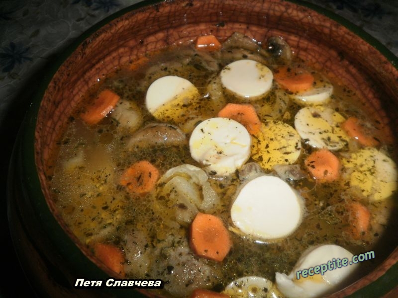 Снимки към Пържоли в гювеч с топено сирене, моркови и лук