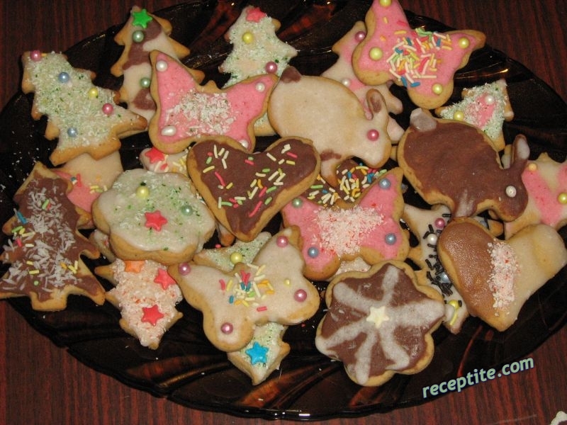 Снимки към Шведски Коледни джинджифилови бисквити