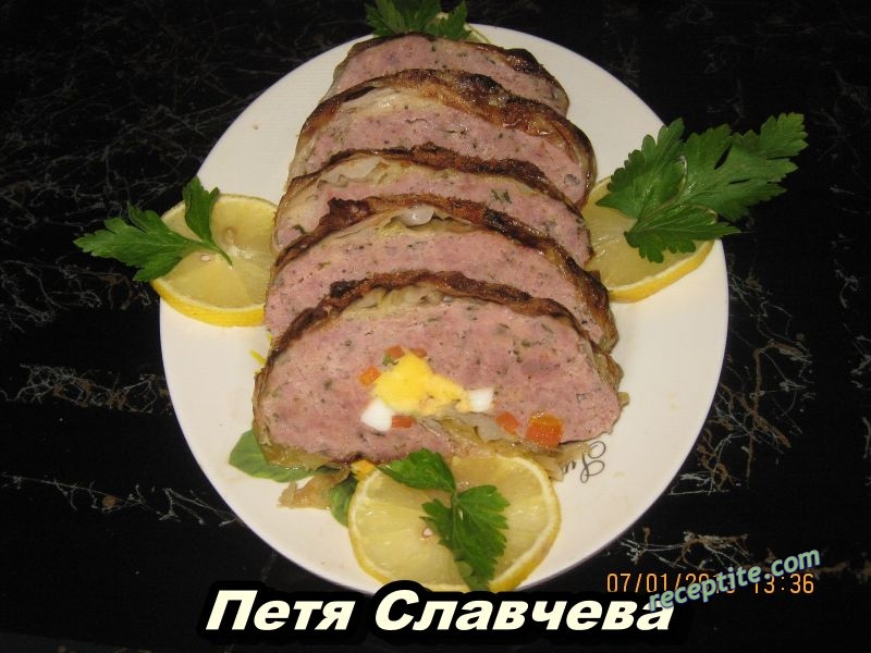 Снимки към Руло Стефани в зелеви листа