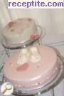 снимка 45 към рецепта Ягодова торта с ванилово-сметанов крем