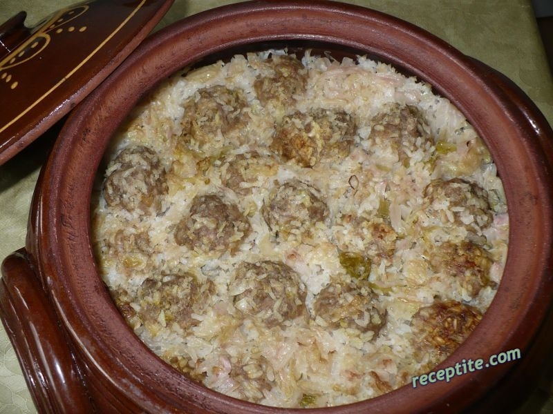 Снимки към Голи сарми с кисело зеле