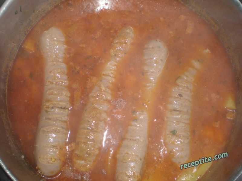 Снимки към Картофена яхния с наденица