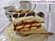 снимка 5 към рецепта Шоколадова бишкотена торта с кафе