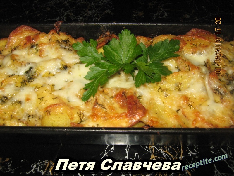 Снимки към Мусака от пържени картофи