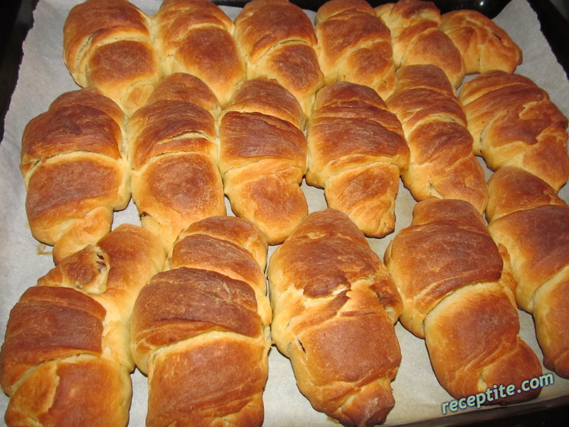 Снимки към Козунак и козуначни кифлички