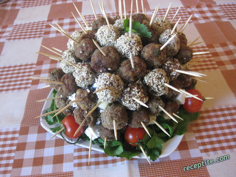 Снимки към Пирински таралеж