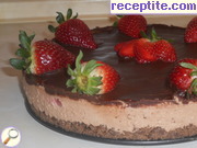 снимка 1 към рецепта Бърз шоколадов чийзкейк с ягоди