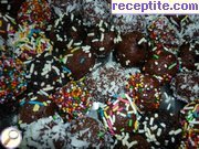 снимка 1 към рецепта Домашни бисквитени бонбони
