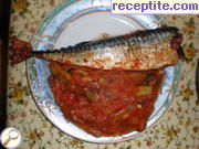 снимка 1 към рецепта Скумрия с доматен сос