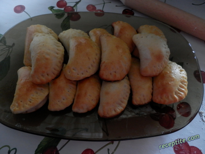 Снимки към Пирожки с плънка по избор