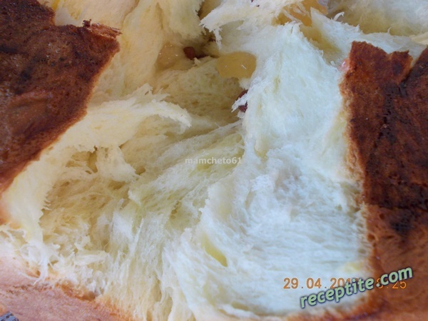 Снимки към Козунак в хлебопекарна