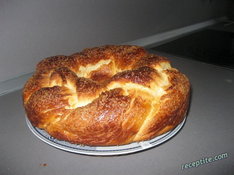 Снимки към Козунак на конци