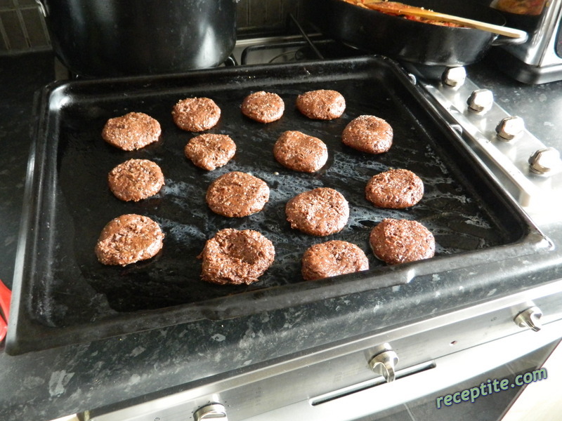 Снимки към Меки курабийки с шоколад и банани