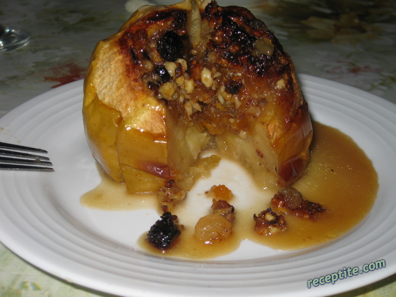 Снимки към Пълнени ябълки с мед