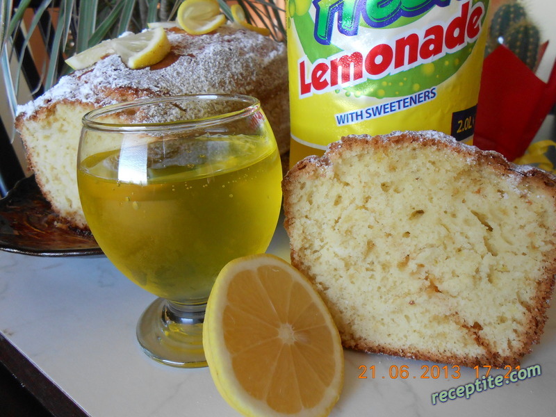 Снимки към Ароматен лимонов кекс