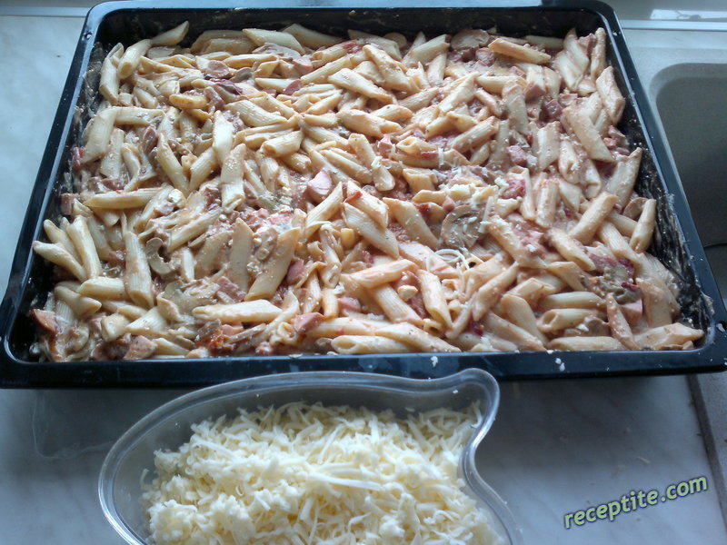 Снимки към Макаронада (макаронена пица)