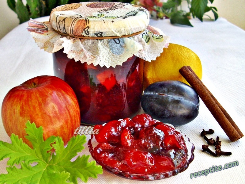 Снимки към Конфитюр от сливи и ябълки