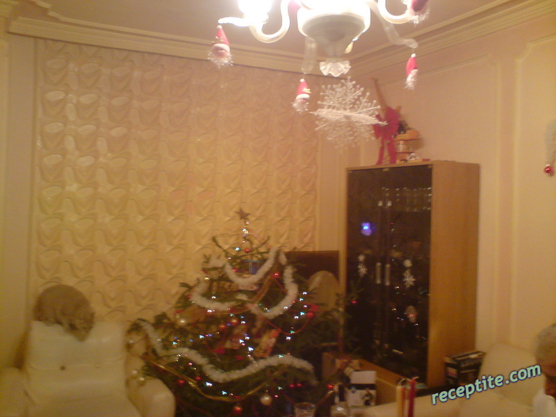 Снимки към Коледно-Новогодишни украси и трапези