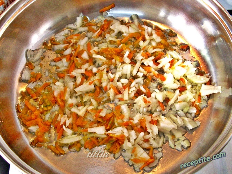 Снимки към Паста с кайма и доматен сос