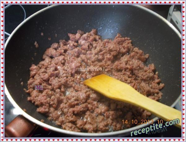 Снимки към Яйчена запеканка с кайма