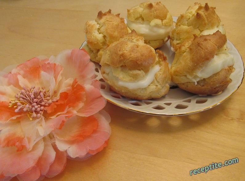 Снимки към Карибски кокосови еклери
