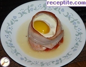 снимка 4 към рецепта Яйца в кошничка от бекон