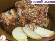 снимка 4 към рецепта Ябълков сладкиш с карамелена заливка