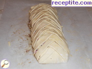 снимка 4 към рецепта Солено руло с бутер тесто
