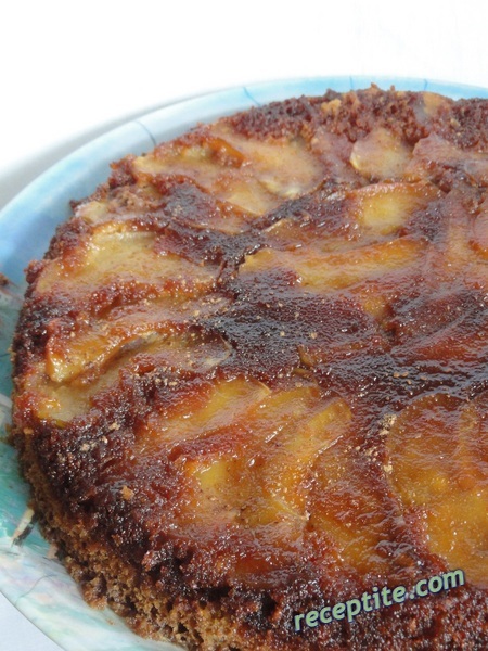 Снимки към Ябълков сладкиш с карамел