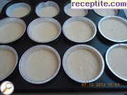 снимка 2 към рецепта Ванилови мъфини с млечен крем