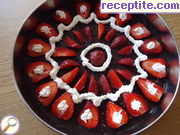 Шоколадова торта с ягоди