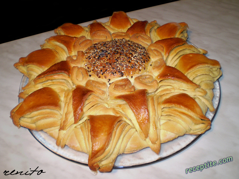 Снимки към Празнична питка Цвете