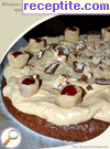 снимка 2 към рецепта Ябълков сладкиш с майонеза и крем с тахан халва