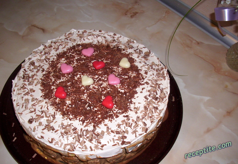 Снимки към Шоколадова бишкотена торта с кафе